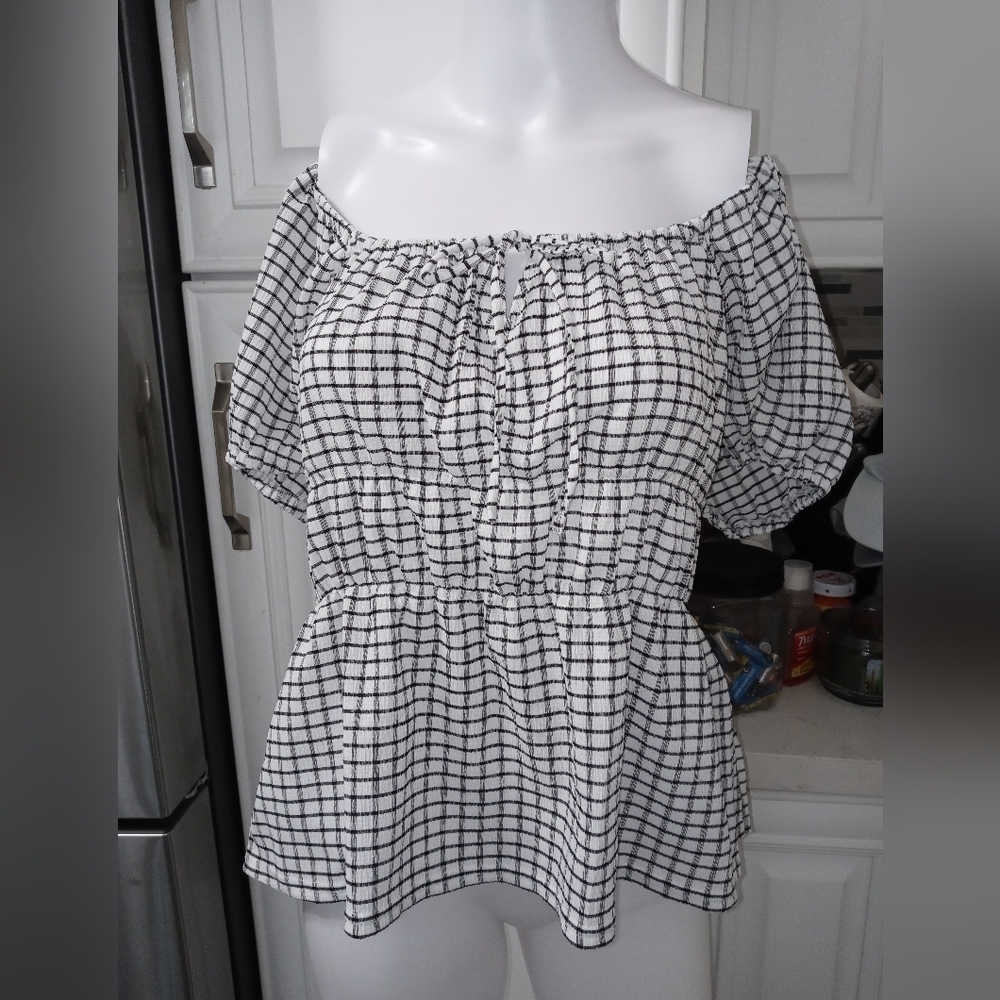 Madewell Omaha Tiered Puff Sleeve off the shoulder Black White Blouse LG NEW